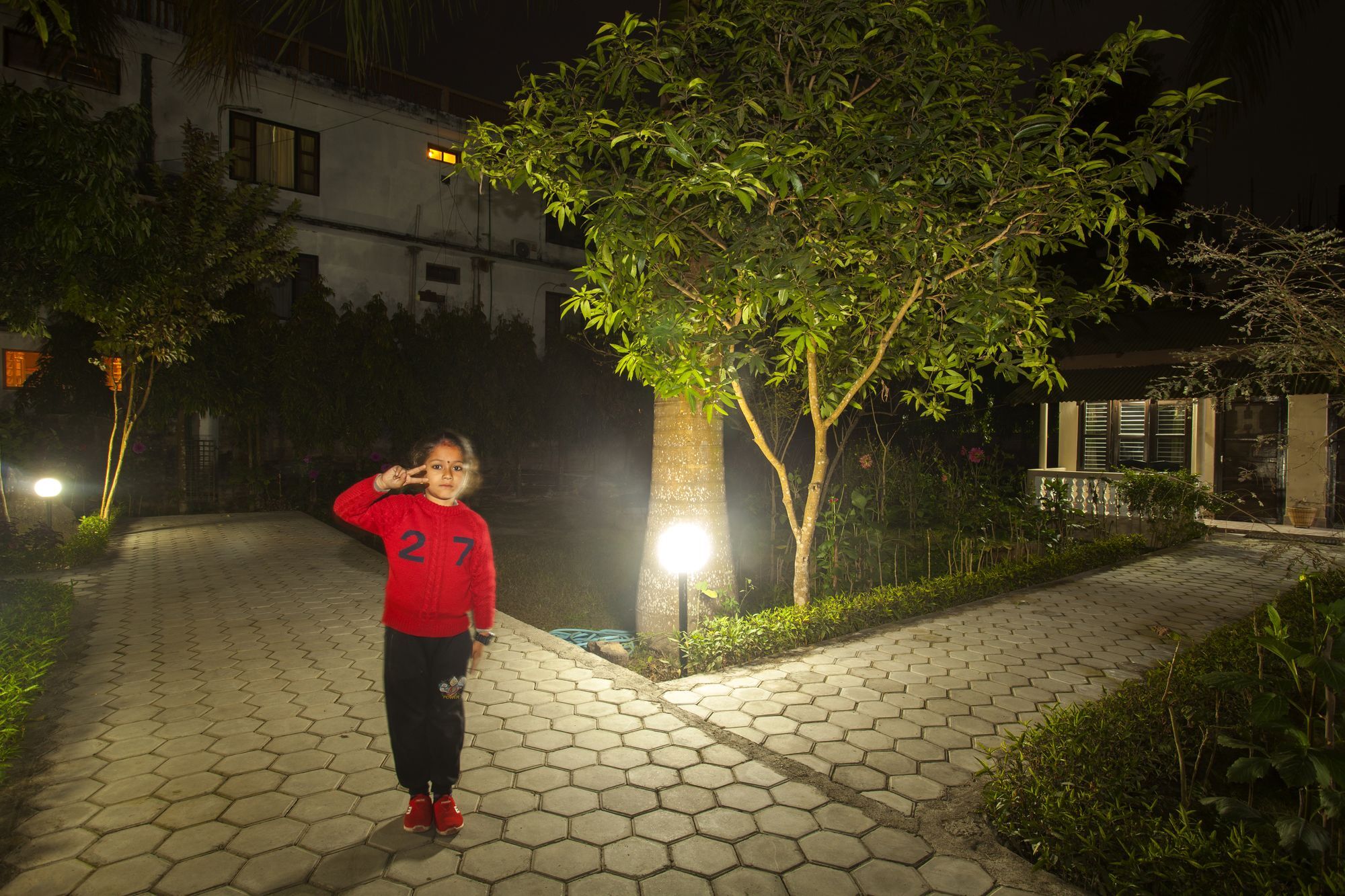 Ama Garden Sauraha Hotel Bagian luar foto